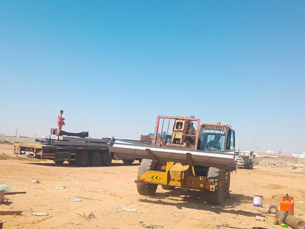مؤسسة أبو صالح لمقاولات الحديد: قوة البناء وثقة الجودة في جدة